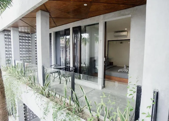 Casa de hóspedes Escotel Vanili 3*